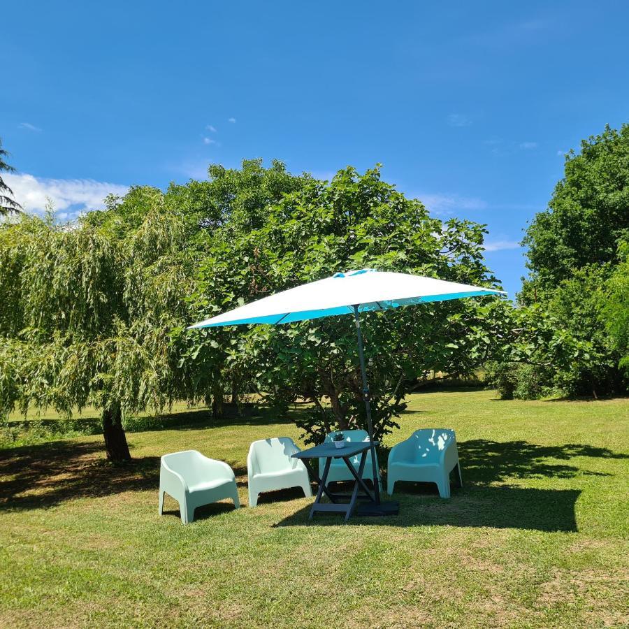 Le Coq En Repos Bed and Breakfast Saint-Sylvestre-sur-Lot Exteriör bild