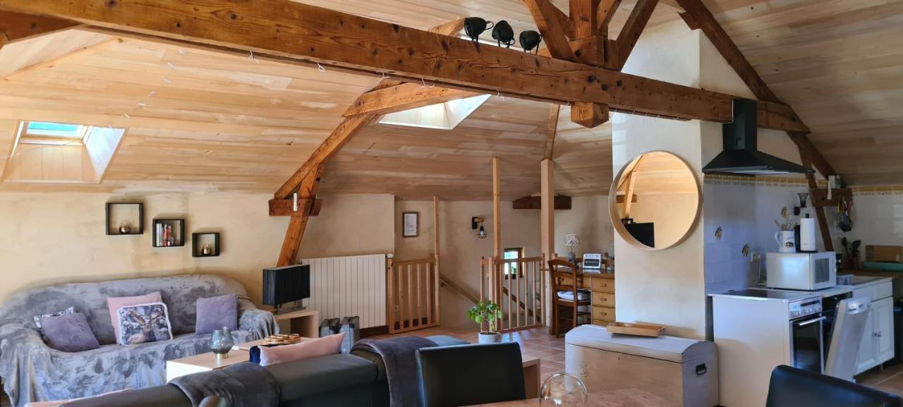 Le Coq En Repos Bed and Breakfast Saint-Sylvestre-sur-Lot Exteriör bild