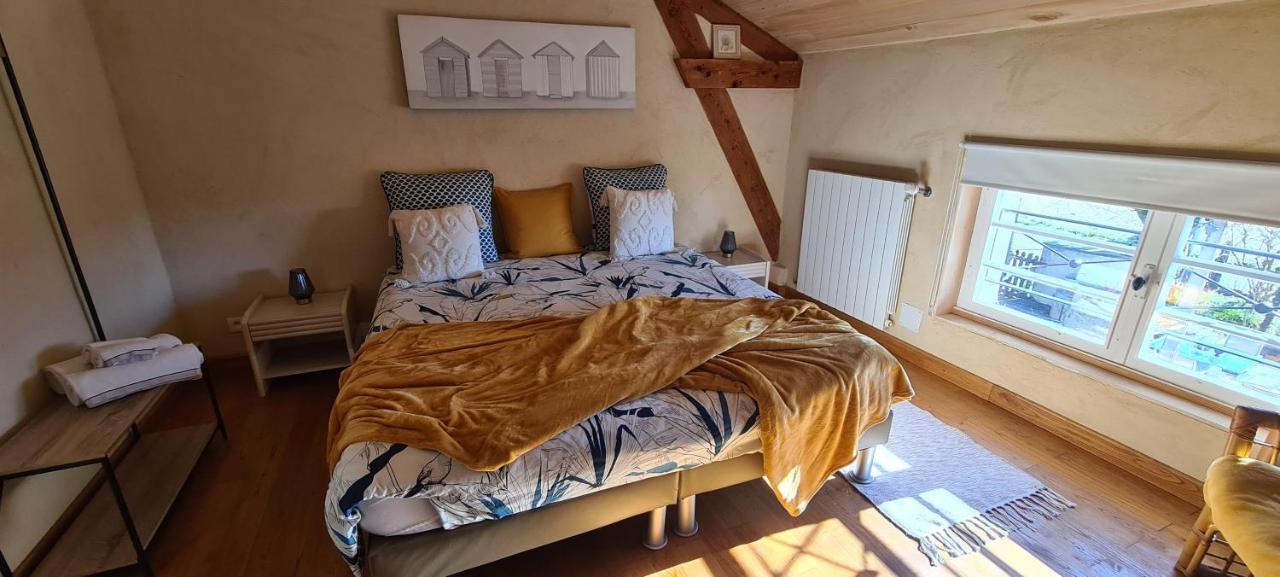 Le Coq En Repos Bed and Breakfast Saint-Sylvestre-sur-Lot Exteriör bild