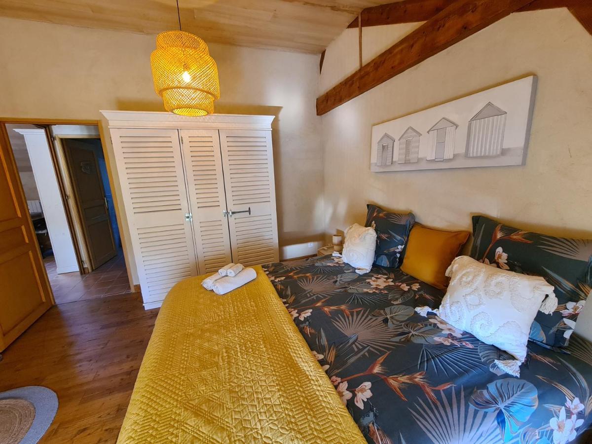 Le Coq En Repos Bed and Breakfast Saint-Sylvestre-sur-Lot Exteriör bild