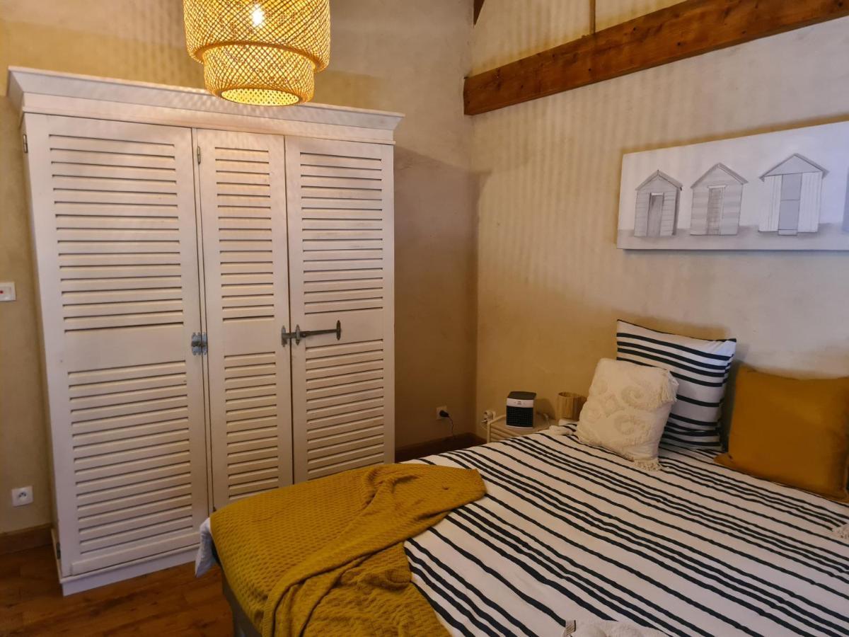 Le Coq En Repos Bed and Breakfast Saint-Sylvestre-sur-Lot Exteriör bild